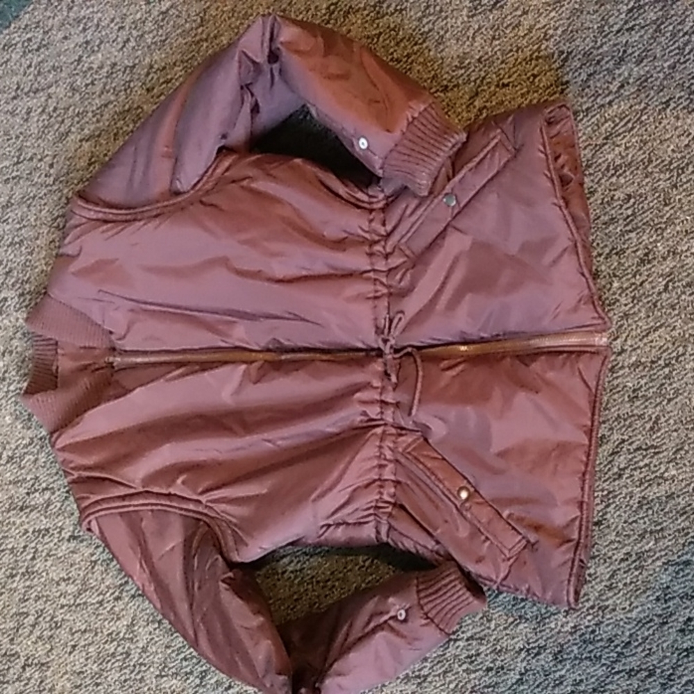 NOS 1970s Vintage Nylon Puffer Coat with Cinch Waist and Removable Sleeves
